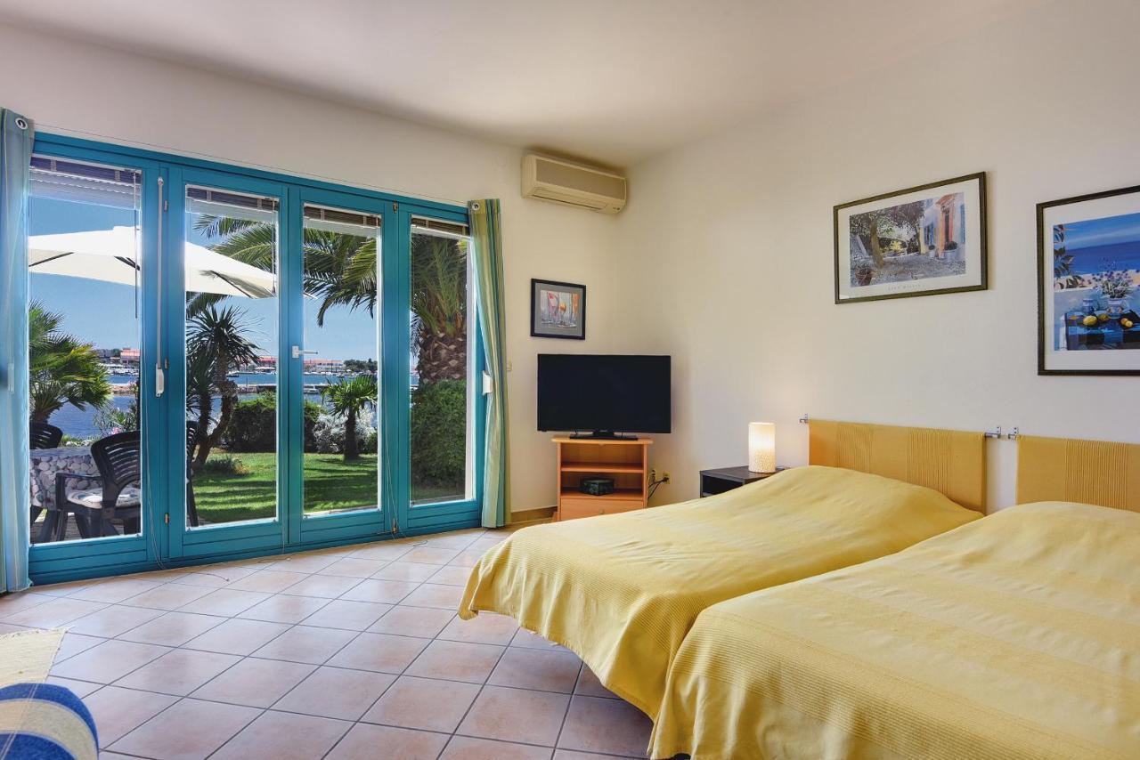 Apartments Villa Ana Medulin Ngoại thất bức ảnh