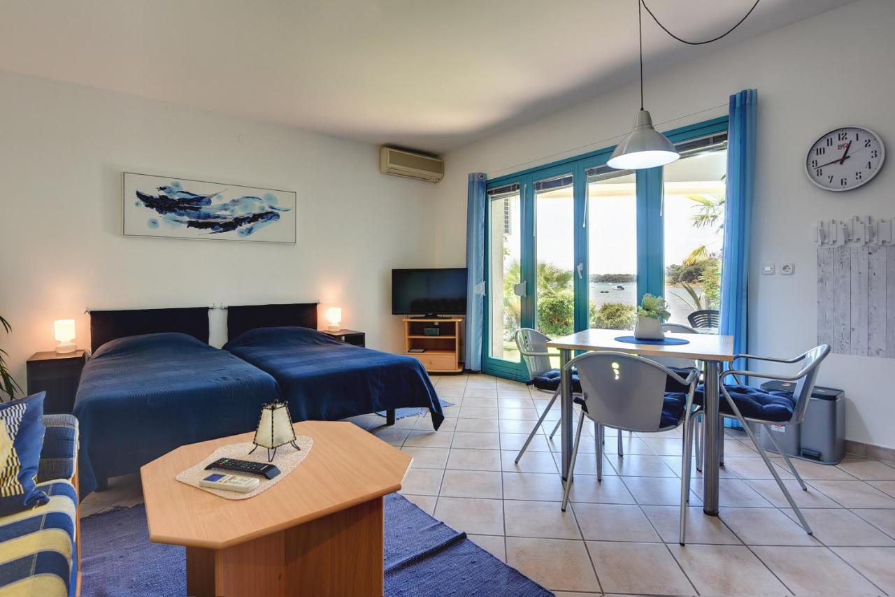 Apartments Villa Ana Medulin Ngoại thất bức ảnh