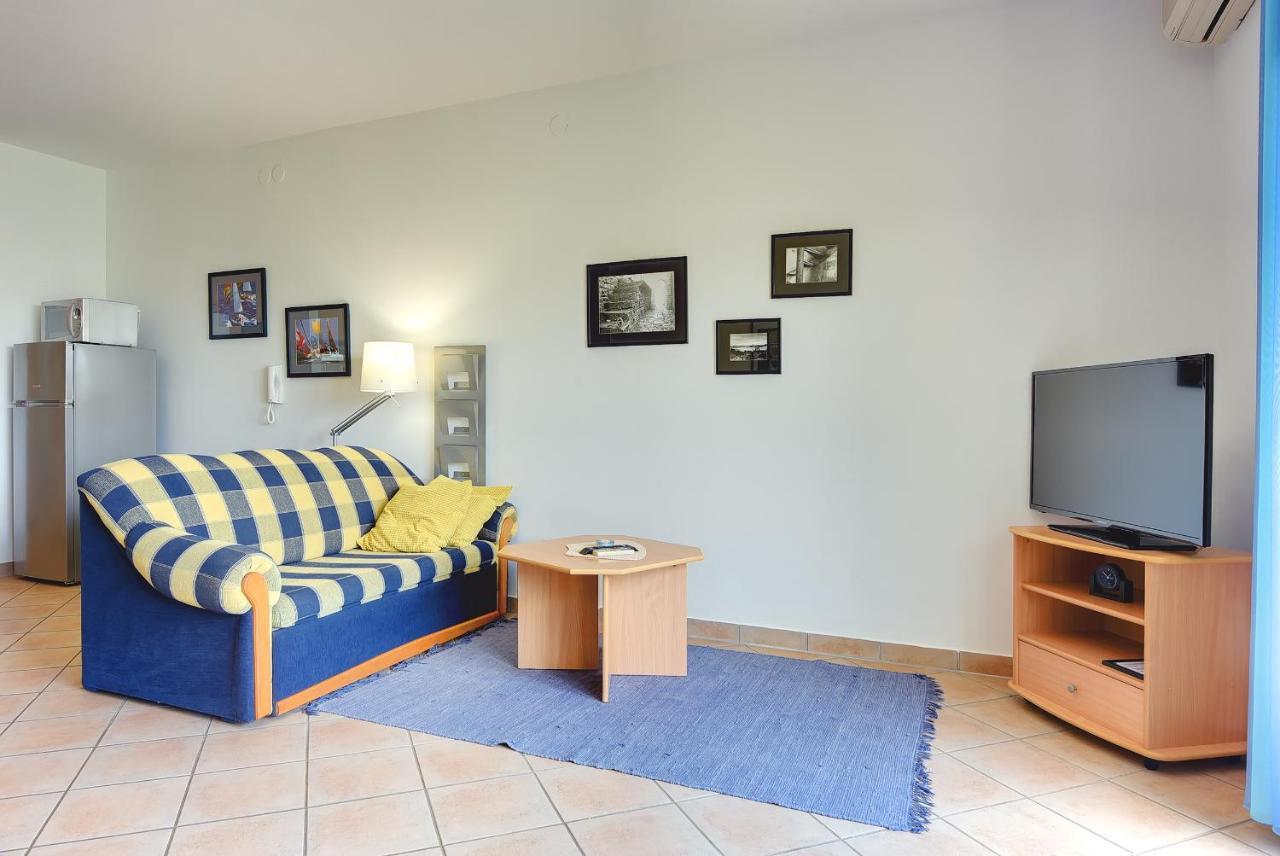 Apartments Villa Ana Medulin Ngoại thất bức ảnh