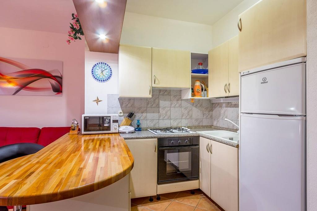 Apartments Villa Ana Medulin Ngoại thất bức ảnh