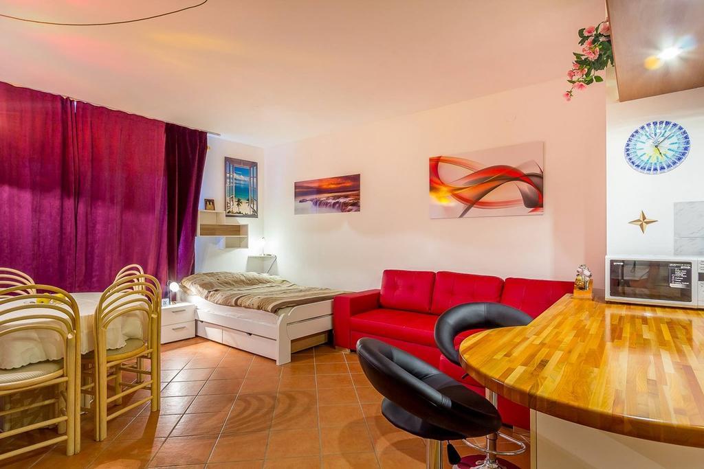 Apartments Villa Ana Medulin Ngoại thất bức ảnh